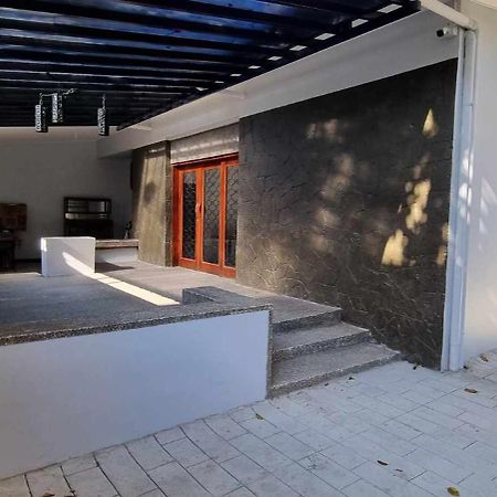 L'Pad Place Mandaluyong Екстериор снимка